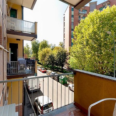 Private Room For Girls Bolonia Exterior foto