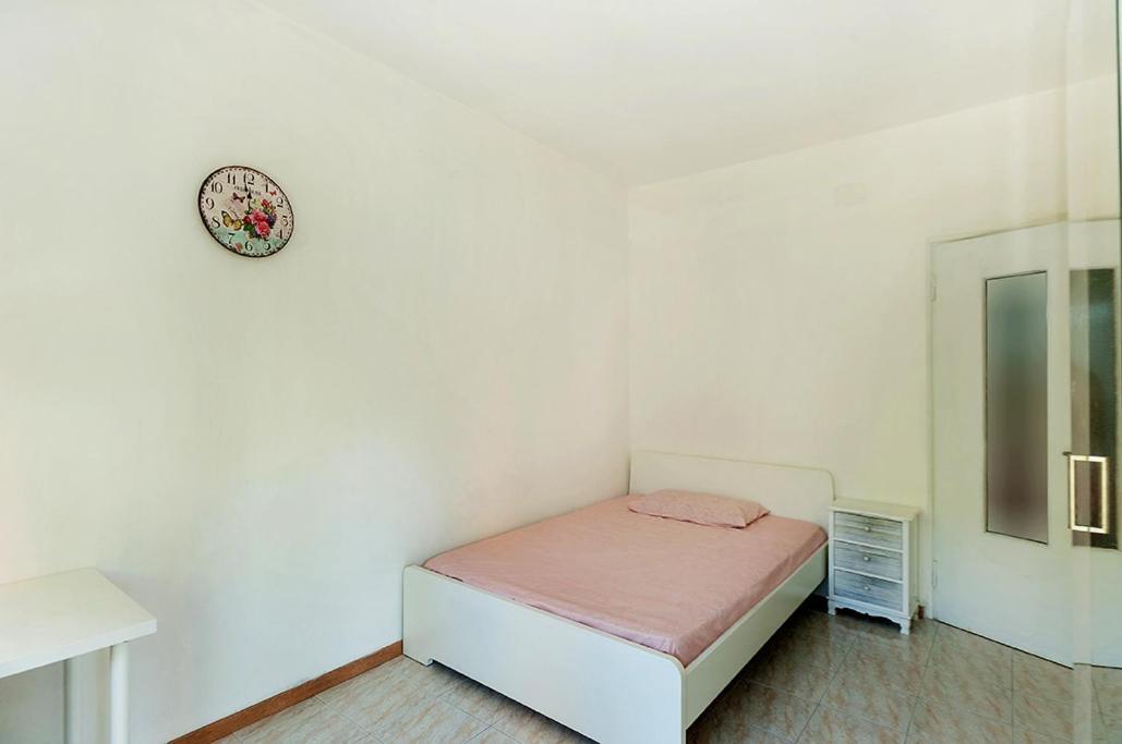 Private Room For Girls Bolonia Exterior foto