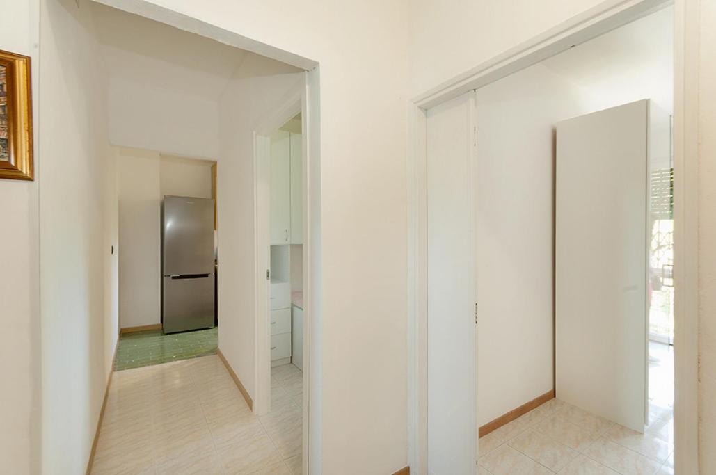 Private Room For Girls Bolonia Exterior foto