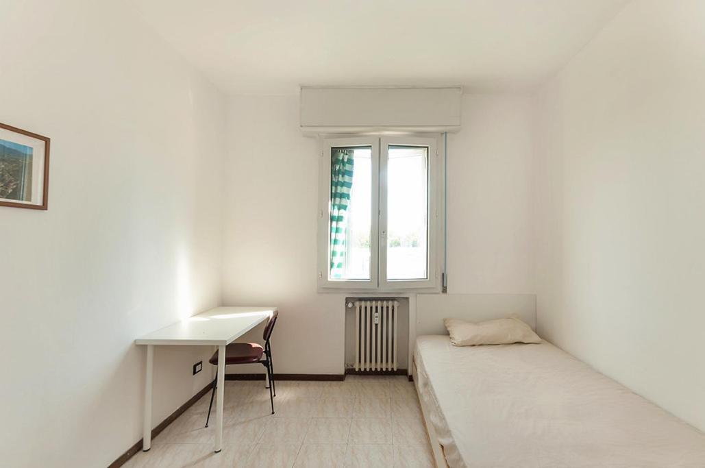 Private Room For Girls Bolonia Exterior foto
